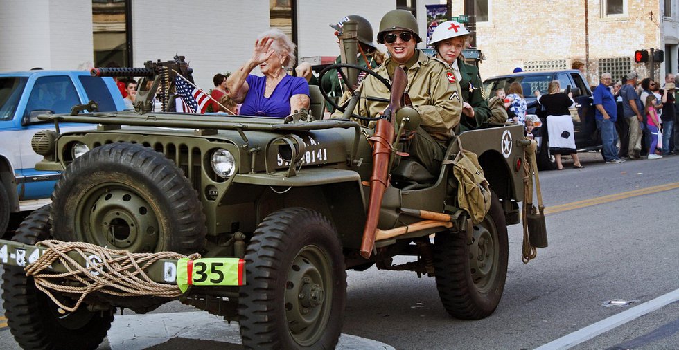 Madisonville Veterans Parade (1).jpg